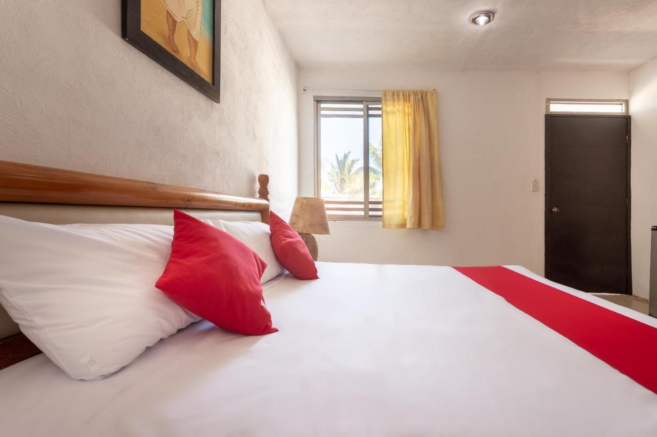 Pelican Inn At Las Dunas Chelem Bagian luar foto